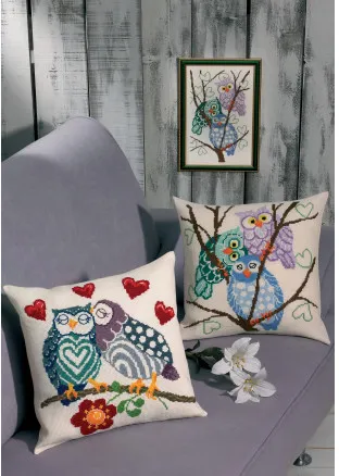 Permin Embroidery Kit Aida Cushion Three Owls 40x40cm