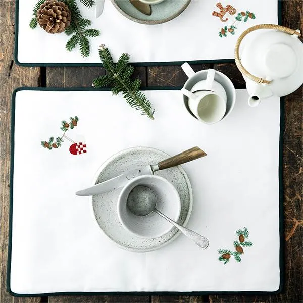 Langkilde & Søn - Christmas placemat with heart - 38 x 50 cm.